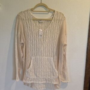 Women's Cream Knit Top